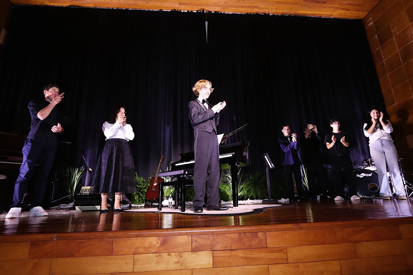 Jovem pianista reúne grande público em recital em Santa Helena