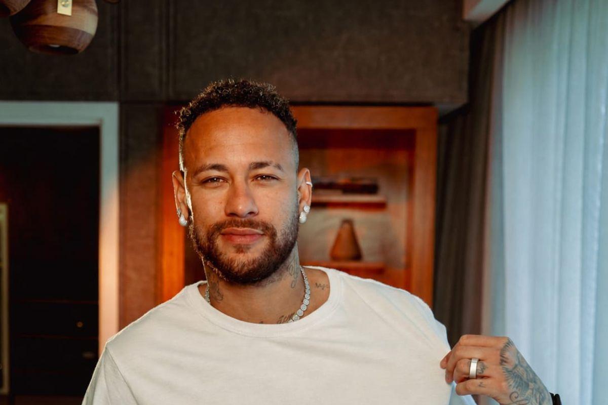 Prédio de Neymar em SC passa dos 40 andares. Veja imagens!