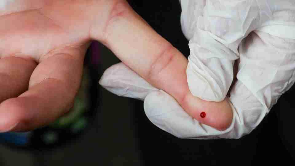 Tenente do Exército perde posto e patente após transmitir HIV intencionalmente para duas mulheres