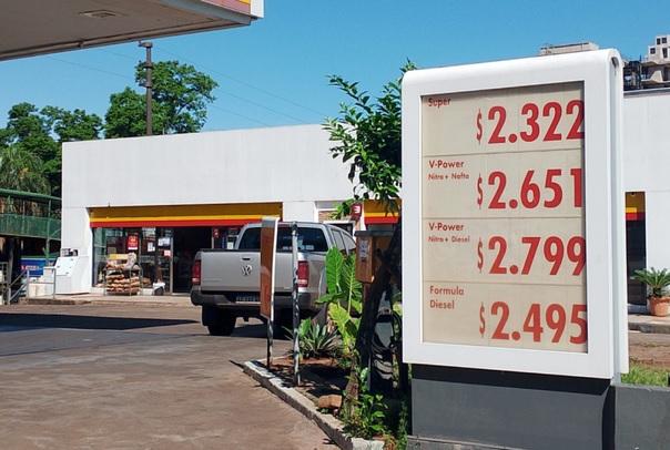 Gasolina chega a R$ 8,01 em Puerto Iguazú; veja comparação com Foz e Paraguai