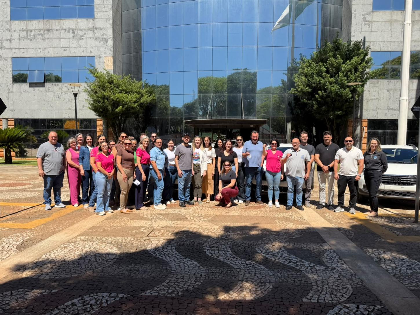Com investimento de meio milhão de reais, Santa Helena entrega veículos a rede de Assistência Social