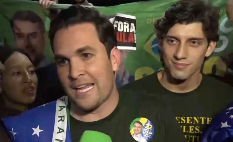 De 6 mil a mais de 192 mil votos: quem é Paulo Melo, o mais votado do Paraná