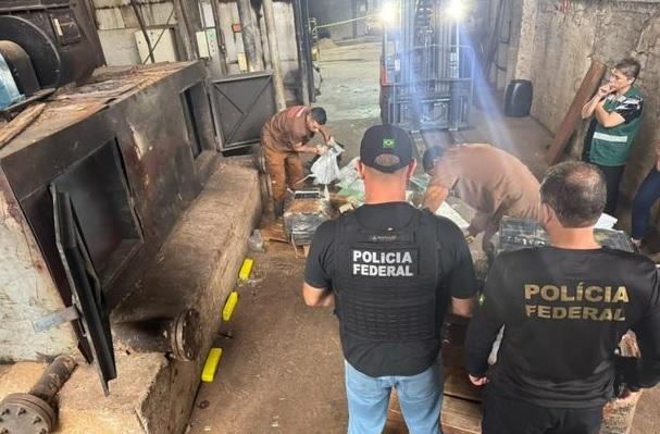 Mais de 21 toneladas de drogas apreendidas na região são destruídas pela PF em menos de um mês