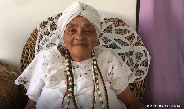 Morre Mãe Senhora de Ewá, liderança do candomblé, aos 104 anos