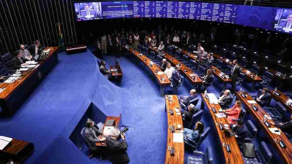 Senado aprova aumento de limite e perdão de dívida para MEIs