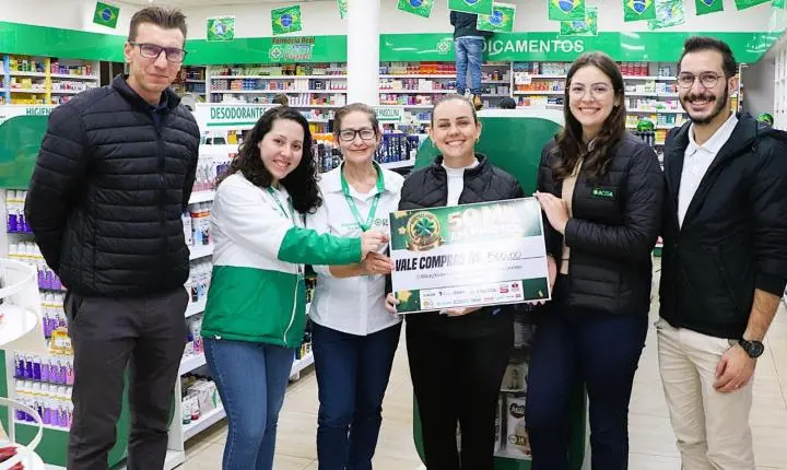 Acisa entrega prêmios do primeiro sorteio da campanha Comprar Aqui dá Sorte 2026