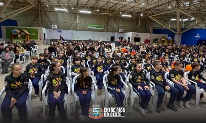 Após anos sem realizar o programa, Entre Rios do Oeste celebra formatura do PROERD