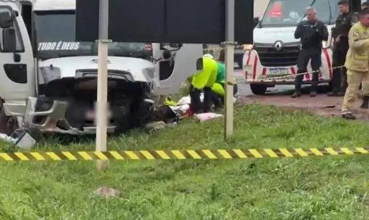 Após perseguição, duas pessoas são baleadas e caminhão é abordado na BR-277