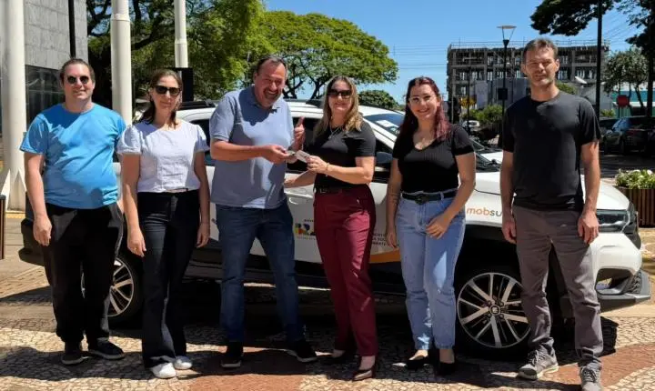 Com investimento de meio milhão de reais Santa Helena entrega veículos a rede de Assistência Social