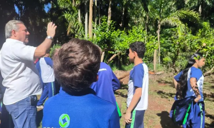 Estudantes de Marechal Rondon fazem roteiro educativo em Santa Helena
