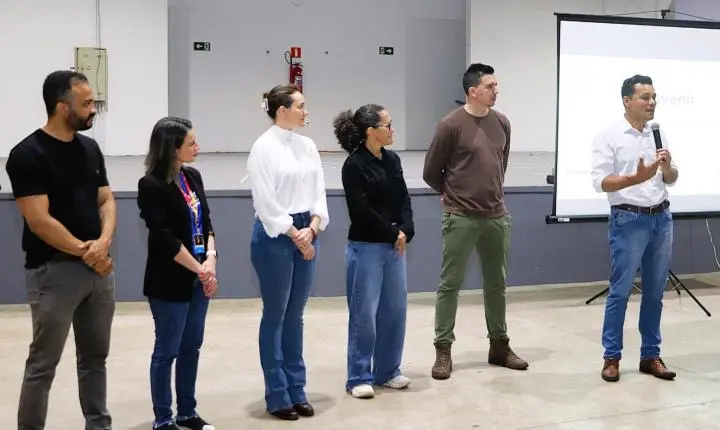 Evento na região reuniu artesãos dos municípios lindeiros ao lago de Itaipu