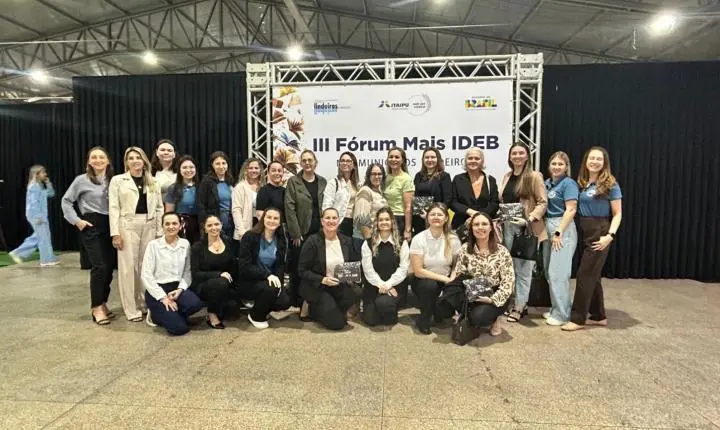 Fórum Mais Ideb reúne educadores de 16 municípios lindeiros em Santa Helena