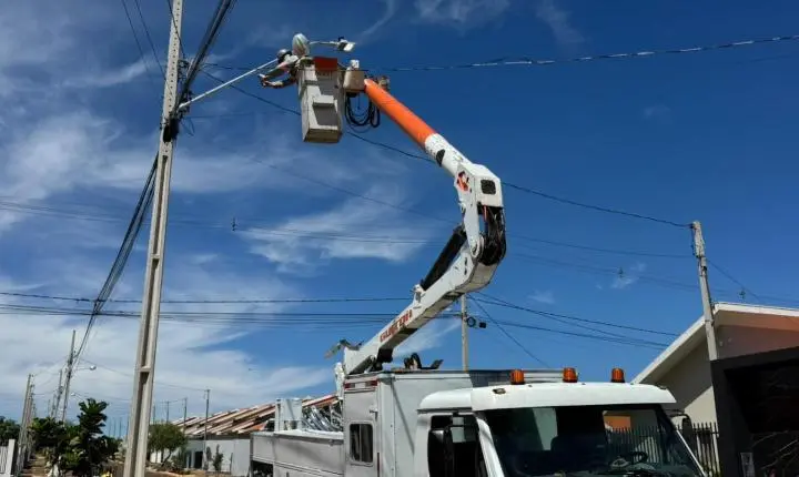 Iluminação pública do Conjunto Habitacional Porto Seguro é substituída por LED
