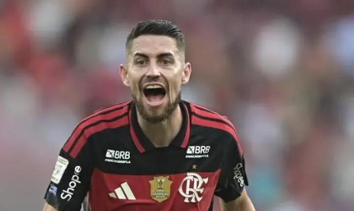 Jorginho ironiza o Palmeiras com declaração sobre Mundial e comenta a carreira na Europa
