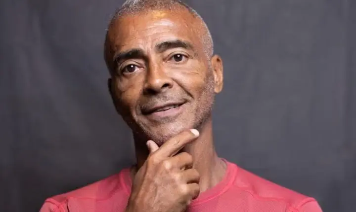 Justiça pede penhora do cachê de Romário na Copa para quitar dívida