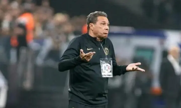 Luxemburgo dispara críticas a Seedorf e se oferece ao Corinthians em momento delicado da temporada