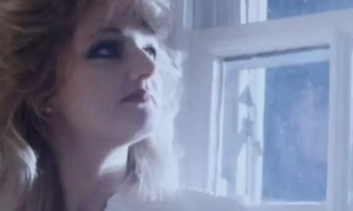 Morre a cantora Bonnie Tyler, do hit 'Total eclipse of the heart', aos 75 anos