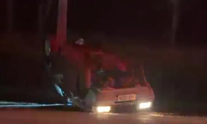 Motorista morre após carro capotar na PR-488 em Santa Helena