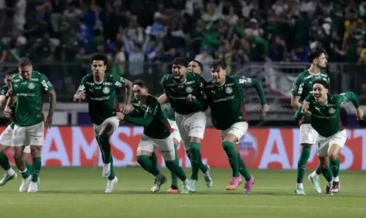 No sufoco, Palmeiras vence o Fluminense nos pênaltis e confirma classificação à final da Libertadores