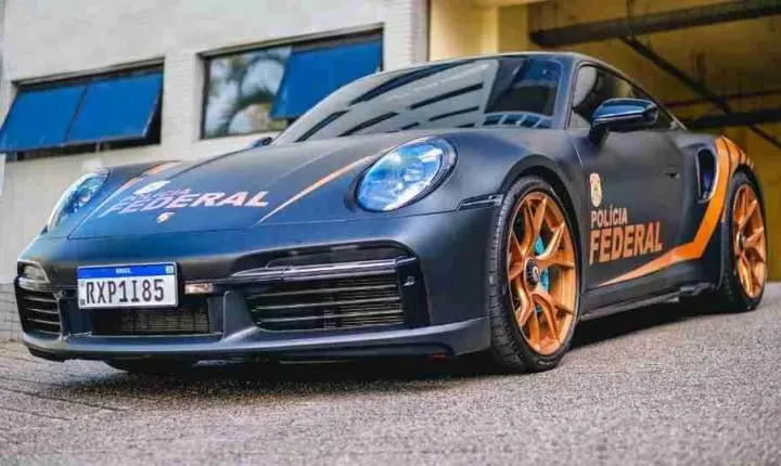 Porsche de R$ 1,5 milhão apreendido do crime organizado vira viatura da PF e será exibido em Chapecó