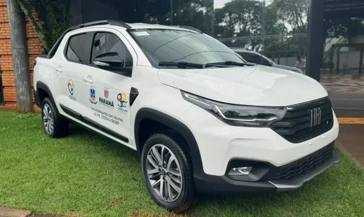 Prefeitura de Santa Helena recebe três veículos para a Assistência Social