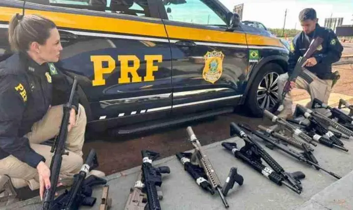 PRF faz maior apreensão de fuzis da história da corporação na BR-277