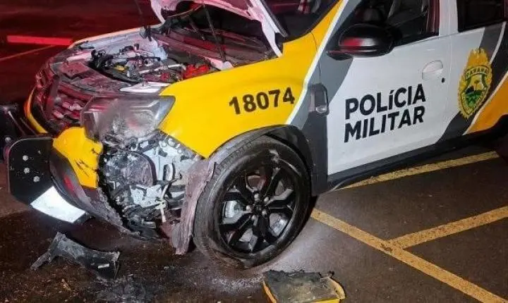 Princípio de incêndio atinge viatura da Polícia Militar