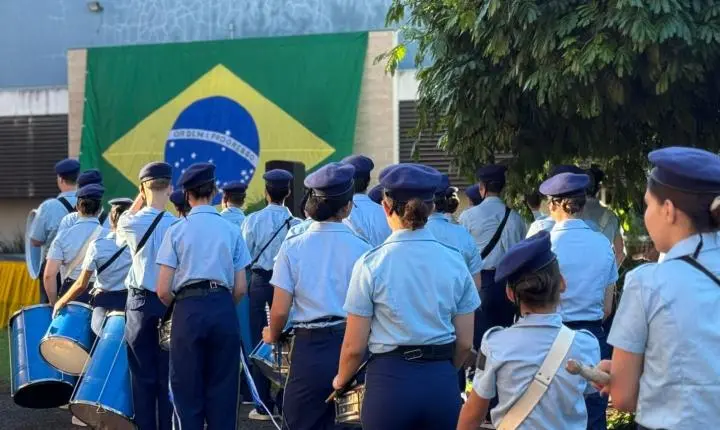 Semana Cívica encerra apresentações e Santa Helena se prepara para o Desfile de 7 de Setembro