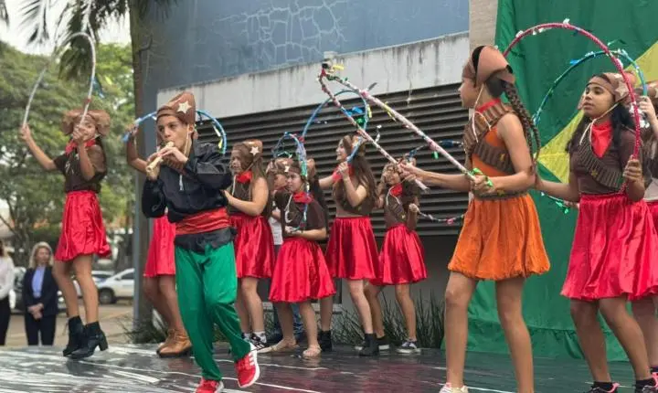 Semana Cívica encerra apresentações e Santa Helena se prepara para o Desfile de 7 de Setembro
