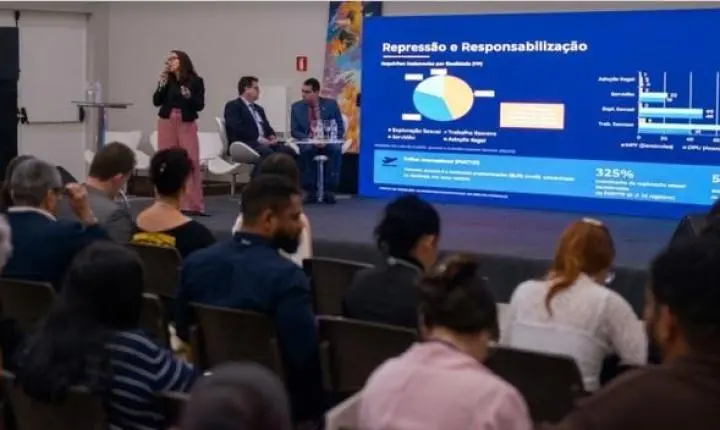 Tráfico internacional de brasileiros cresce 33% e vira tema de seminário em Foz